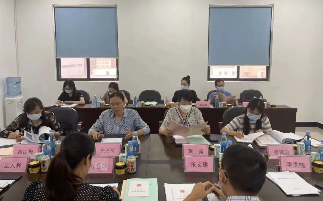 南寧市民族宗教事務(wù)委員會黨組書記、主任吳秀紅到皇氏乳業(yè)調(diào)研民族團(tuán)結(jié)創(chuàng)建工作